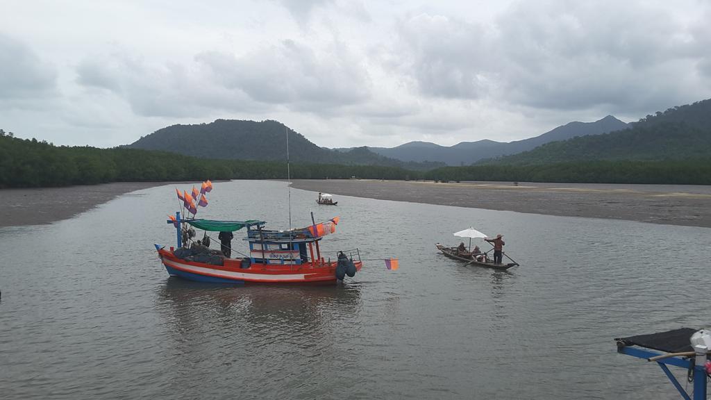 Bee Sleep Hostel Koh Chang Klong Prao Beach Εξωτερικό φωτογραφία